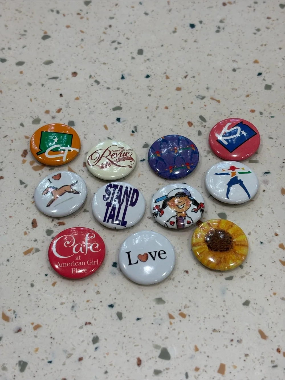 Vintage American Girl of Today Mini Grin Pins &‎ Collectible Buttons Lot 1990s